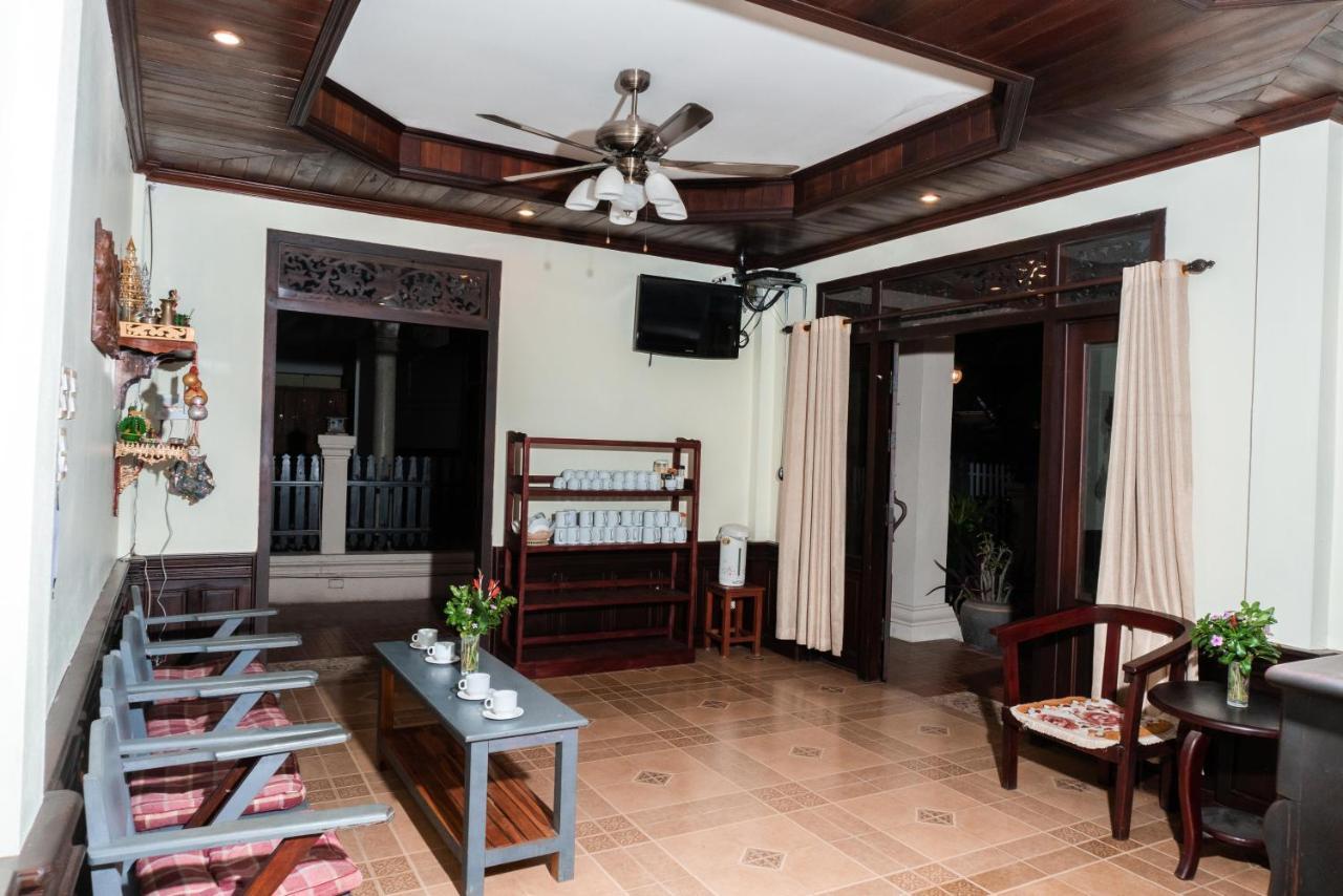 Y Not Lao Villa Luang Prabang Buitenkant foto